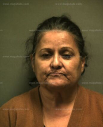 Gloria Anna Juarez