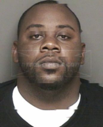 Dennis Levi Dixon