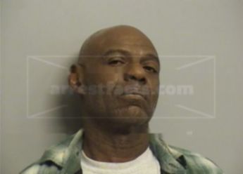 Elton Dixon
