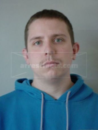 Travis J Griepentrog