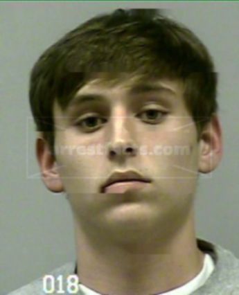 Tucker Robert Smith