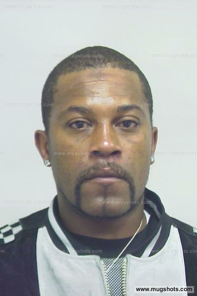 Robert L Garrett