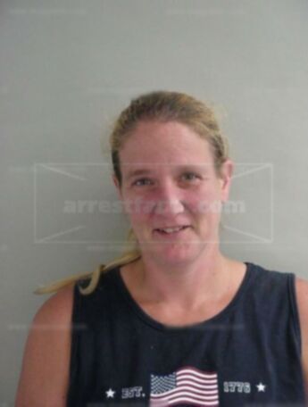 Leisa D Geis