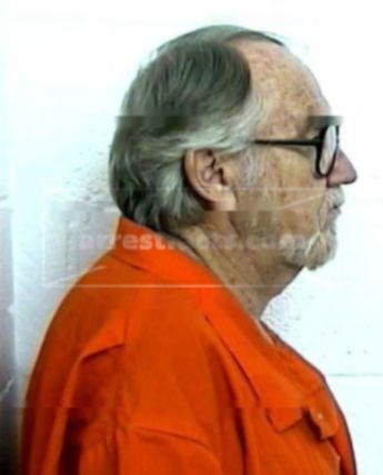 Lyle D Kelley