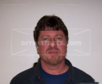 Damian Lee Howder