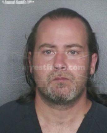 Michael J Bergen