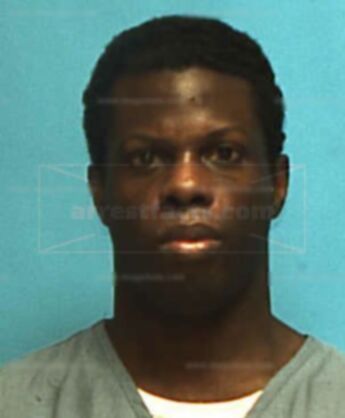 Darrian B Davenport