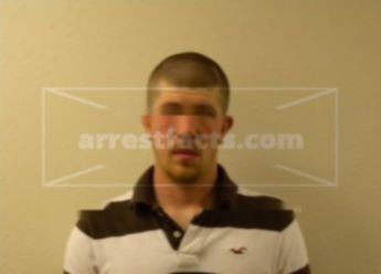 Garett L Thomas