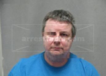 Larry B Oates Jr