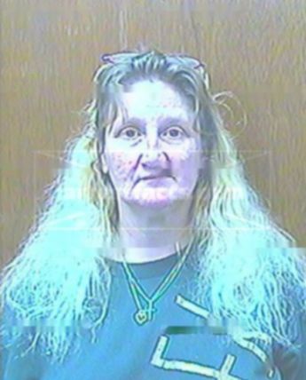 Linda J Lake