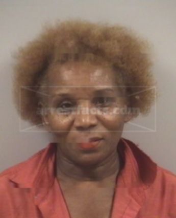 Linda Lenora Martin
