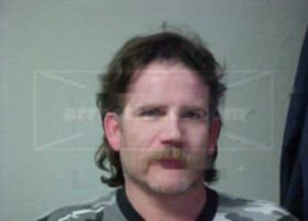 Robert Lee Maynard