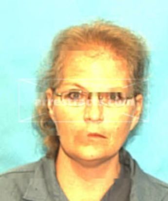 Lisa M Nichols