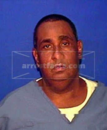 Hillario E Gutierrez
