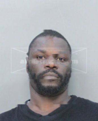 Norton Altidor