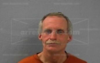 Frank E Vanderpool