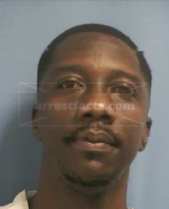 Cedric Holmes