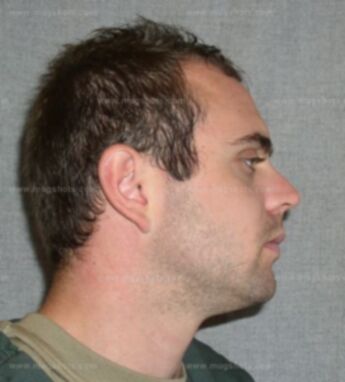 Matthew R Hendricks