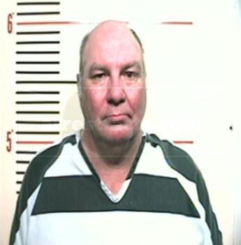 Johnny L Campbell