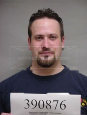 Ryan K Clark
