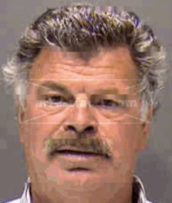 Michael A Mikluscak