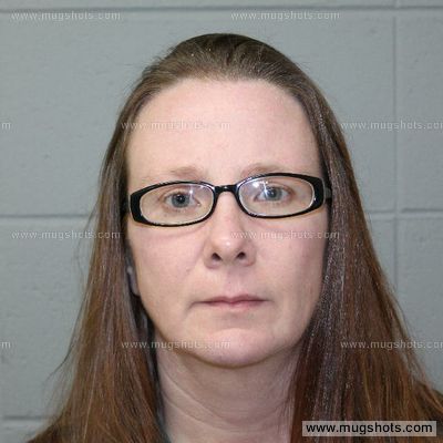 Lisa J Patten