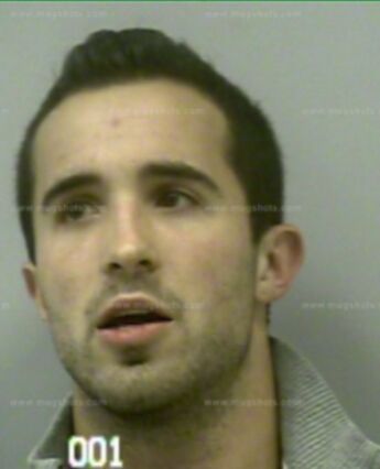 Nyle Devan Holcomb