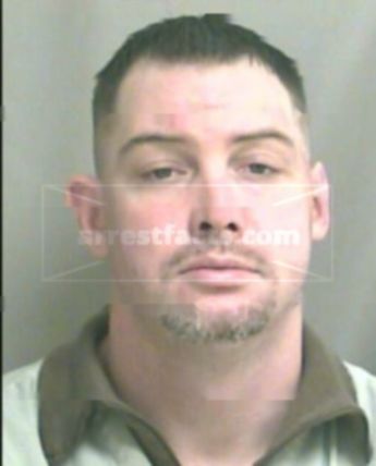 Cody L Hinds