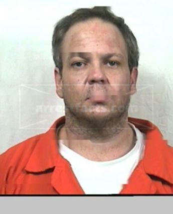 Daniel E Mckinney