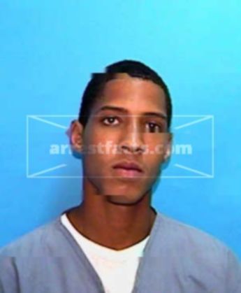 Edgar D Vasquez