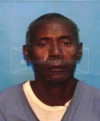 Derrick R Washington
