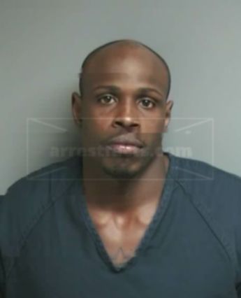 Damien Banks