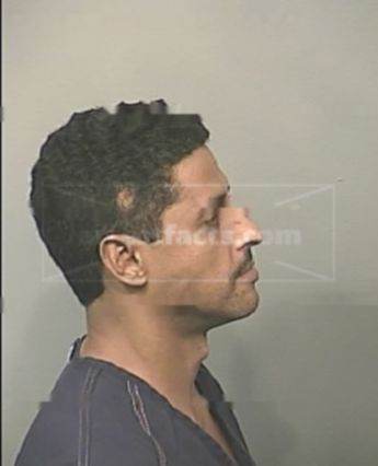 Raymond Cruz