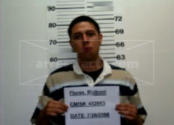 Richard Flores