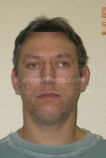 Christopher J Behling