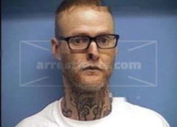Travis Wayne Derr
