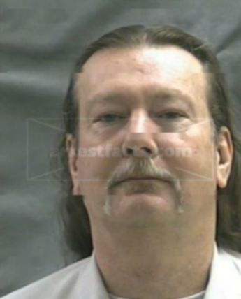 Robert L Cody