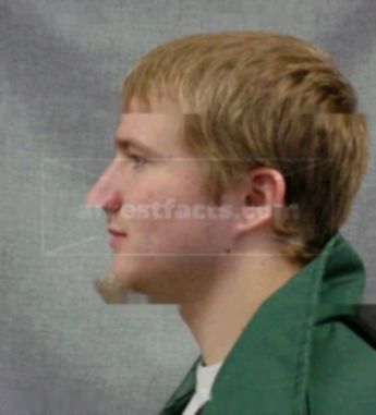 Robert D Straight