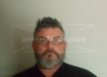 Brett D Klawitter