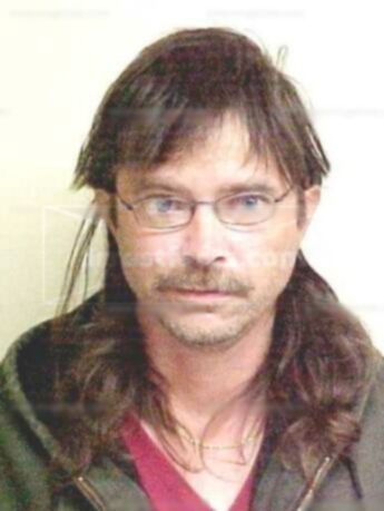 Chris D Leach