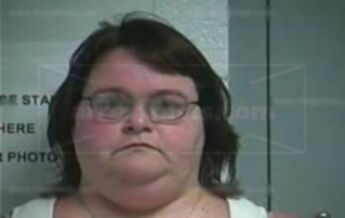 Vicki L Ingle
