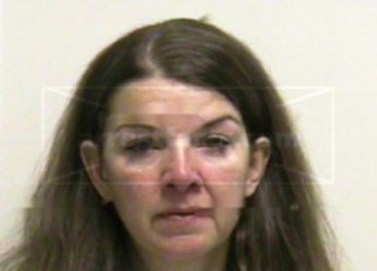Jennifer L Groves