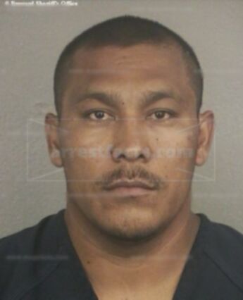 Luis Antonio Espinoza