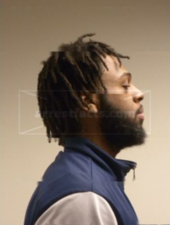 Devaughnte T Woods