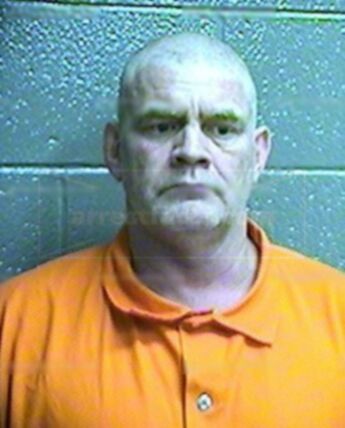 Travis L Sellers