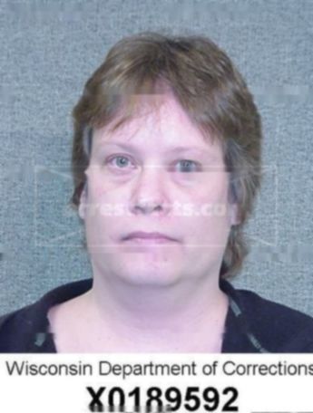 Jennifer L Dullum