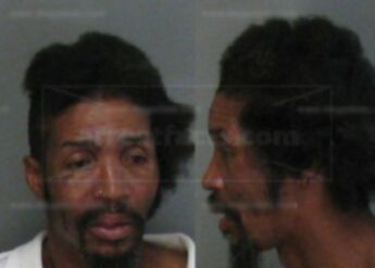 Frankie Wells