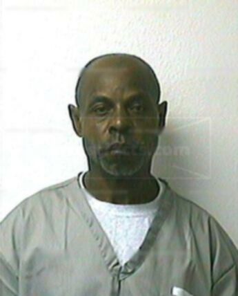 Lester R Randle