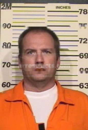 Damon L Oswalt