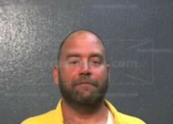 Chisolm Tom W